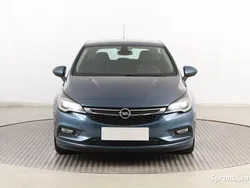 Niebieski Używany 2016 Opel Astra Hatchback | 38 499 zł (Uczciwa cena)