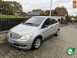 Srebrny Używany 2005 Mercedes B150 Minivan | 8999 zł