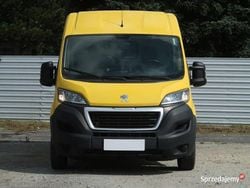 Żółty Używany 2018 Peugeot Boxer Van | 55 999 zł (Dość drogi)