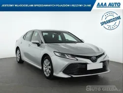 Srebrny Używany 2020 Toyota Camry | 85 999 zł (Dobra cena)