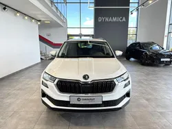 Biały Używany 2022 Skoda Karoq Ambition SUV | 105 900 zł (Uczciwa cena)