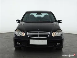 Niebieski Używany 2004 Mercedes C180 Sedan/Limuzyna | 15 499 zł