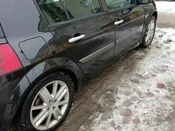 Czarny Używany 2003 Renault Mégane II Authentique Sedan/Limuzyna | 6000 zł (Uczciwa cena)