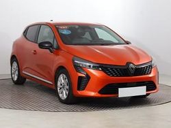 Pomarańczowy Używany 2024 Renault Clio V Hatchback | 62 999 zł (Dość drogi)