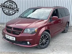 Bordowy Używany 2017 Dodge Grand Caravan Minivan | 59 900 zł