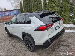 Używany 2023 Toyota RAV4 Hybrid SUV | 146 000 zł (Dobra cena)