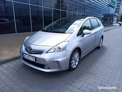 Srebrny Używany 2012 Toyota Prius+ Minivan | 49 000 zł
