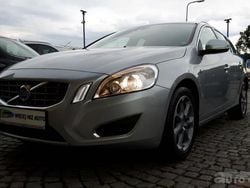 Szary metalik Używany 2012 Volvo V60 Ocean Race Kombi | 49 900 zł