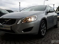 Szary metalik Używany 2012 Volvo V60 Ocean Race Kombi | 49 900 zł