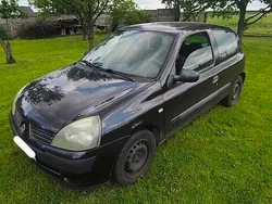 Czarny Używany 2004 Renault Clio II Dynamique Hatchback | 3900 zł