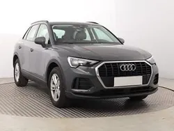 Szary Używany 2022 Audi Q3 SUV | 119 999 zł (Uczciwa cena)