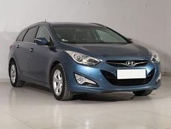 Niebieski Używany 2011 Hyundai i40 Kombi | 22 999 zł (Uczciwa cena)