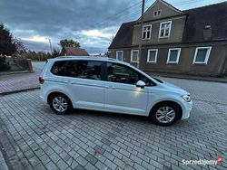Biały Używany 2020 VW Touran Comfortline Minivan | 74 900 zł (Drogi)