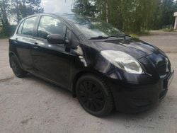 Czarny Używany 2009 Toyota Yaris Hatchback | 9300 zł (Dobra cena)