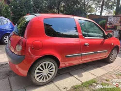 Czerwony Używany 2006 Renault Clio Coupe | 3990 zł