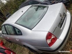 Srebrny Używany 2002 VW Passat Sedan/Limuzyna | 1600 zł (Super Cena)