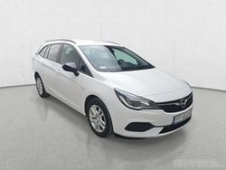 Biały Używany 2022 Opel Astra Kombi | 46 740 zł (Dobra cena)