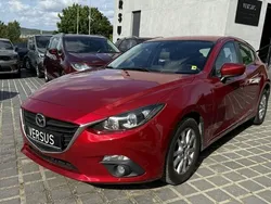 Bordowy (metalik) Używany 2016 Mazda 3 Hatchback | 45 500 zł (Dobra cena)