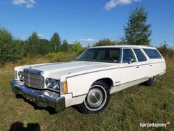 Beżowy Używany 1977 Chrysler Town & Country Kombi | 49 900 zł