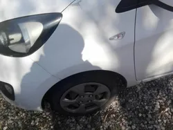 Biały Używany 2014 Kia Picanto 2 Hatchback | 18 300 zł (Uczciwa cena)