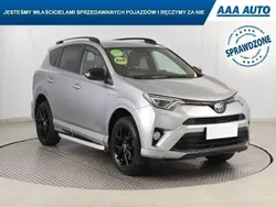 Srebrny Używany 2018 Toyota RAV4 SUV | 96 999 zł (Uczciwa cena)