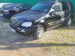 Czarny Używany 2003 Mercedes 350 SUV | 14 900 zł