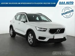Biały Używany 2020 Volvo XC40 SUV | 98 499 zł (Dobra cena)