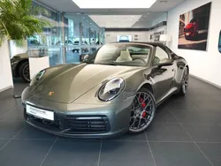 Aventurine green metallic Używany 2021 Porsche 911 Targa 4S Kabriolet | 850 000 zł