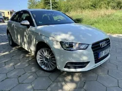 Biały Używany 2012 Audi A3 Hatchback | 37 998 zł (Drogi)