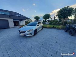 Srebrny Używany 2018 Opel Insignia OPC Kombi | 66 900 zł (Drogi)
