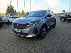 Srebrny Używany 2023 Peugeot 5008 Allure Minivan | 106 000 zł (Dość drogi)