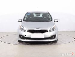 Srebrny Używany 2015 Kia Ceed Hatchback | 31 499 zł (Uczciwa cena)