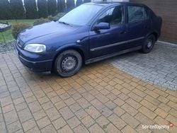 Fioletowy Używany 1999 Opel Astra Hatchback | 2599 zł (Uczciwa cena)