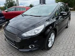 Czarny Używany 2018 Ford S-MAX Titanium Minivan | 52 900 zł (Dobra cena)