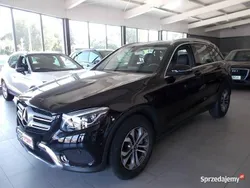 Czarny Używany 2019 Mercedes GLC220 SUV | 146 700 zł (Uczciwa cena)