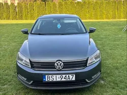 Szary Używany 2013 VW Passat Sedan/Limuzyna | 33 900 zł (Dobra cena)