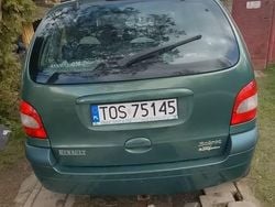 Zielony Używany 2003 Renault Scénic Minivan | 2800 zł (Dobra cena)