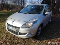 Srebrny Używany 2011 Renault Scénic III Minivan | 14 999 zł (Dobra cena)