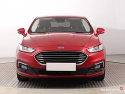 Czerwony Używany 2020 Ford Mondeo Hatchback | 77 999 zł (Uczciwa cena)