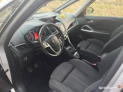 Srebrny Używany 2012 Opel Zafira Minivan | 27 500 zł (Uczciwa cena)