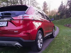 Czerwony Używany 2018 Ford Edge Titanium SUV | 105 000 zł (Drogi)