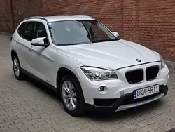 Biały Używany 2013 BMW X1 SUV | 40 000 zł (Uczciwa cena)
