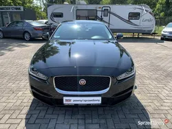 Czarny (metalik) Używany 2017 Jaguar XE Sedan/Limuzyna | 73 900 zł (Uczciwa cena)