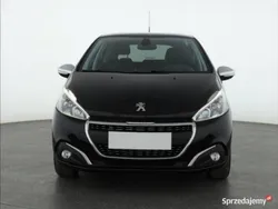 Czarny Używany 2016 Peugeot 208 Hatchback | 31 499 zł (Uczciwa cena)