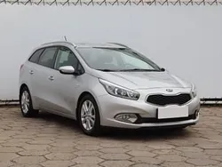 Srebrny Używany 2015 Kia Ceed Kombi | 18 999 zł (Super Cena)