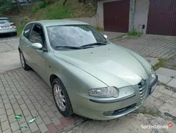 Zielony Używany 2003 Alfa Romeo 147 Hatchback | 5900 zł