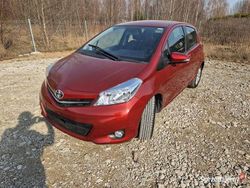 Czerwony Używany 2014 Toyota Yaris Hatchback | 24 900 zł (Uczciwa cena)