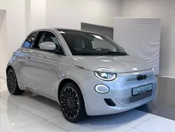 Biały Nowe 2024 Fiat 500e Hatchback | 148 200 zł (Uczciwa cena)