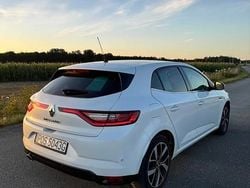 Biały Używany 2018 Renault Mégane IV Hatchback | 47 900 zł (Uczciwa cena)