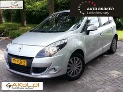 Srebrny Używany 2011 Renault Scénic III Minivan | 44 900 zł